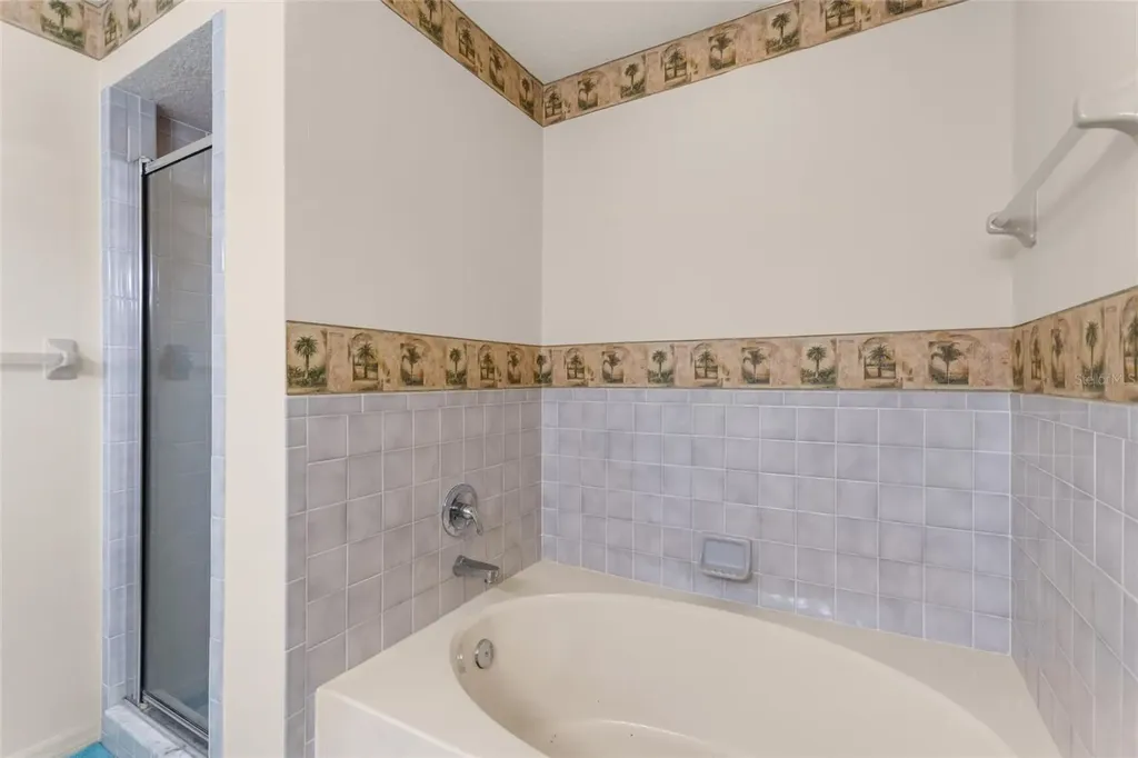 8972 Dove Valley Way Davenport FL 33896