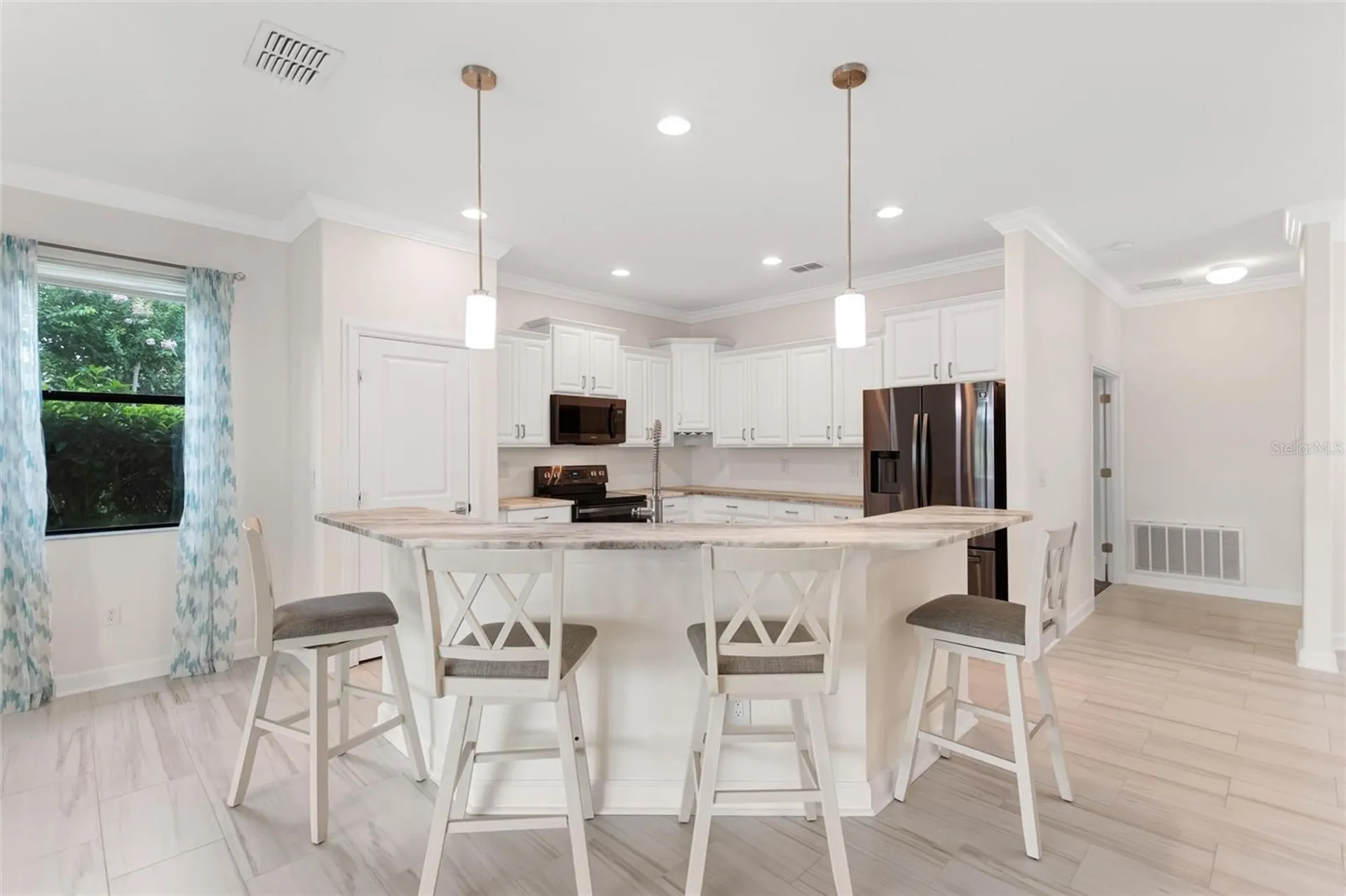 8972 Dove Valley Way Davenport FL 33896