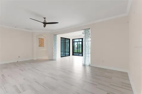 8972 Dove Valley Way Davenport FL 33896