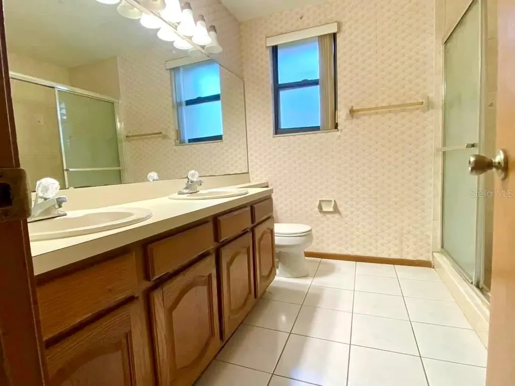 8755 Catbriar Bay Way Orlando FL 32829