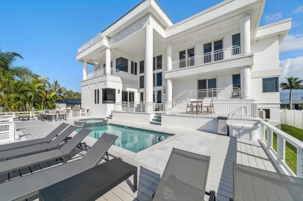 42 Midway Island Clearwater Beach FL 33767