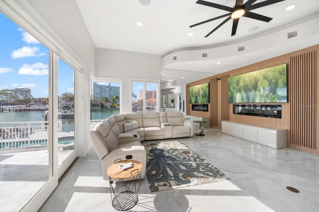 42 Midway Island Clearwater Beach FL 33767