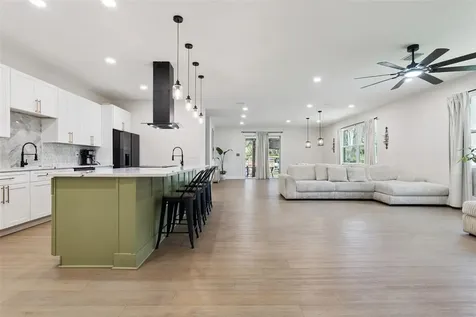 215 Sunrise Boulevard Debary FL 32713