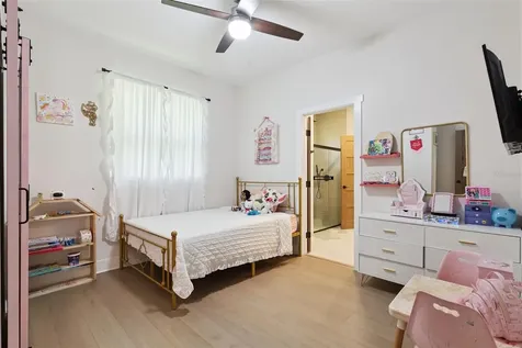 215 Sunrise Boulevard Debary FL 32713