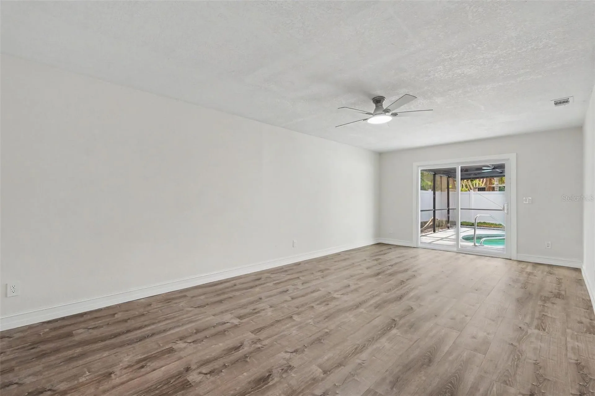 8170 22nd Avenue N St Petersburg FL 33710