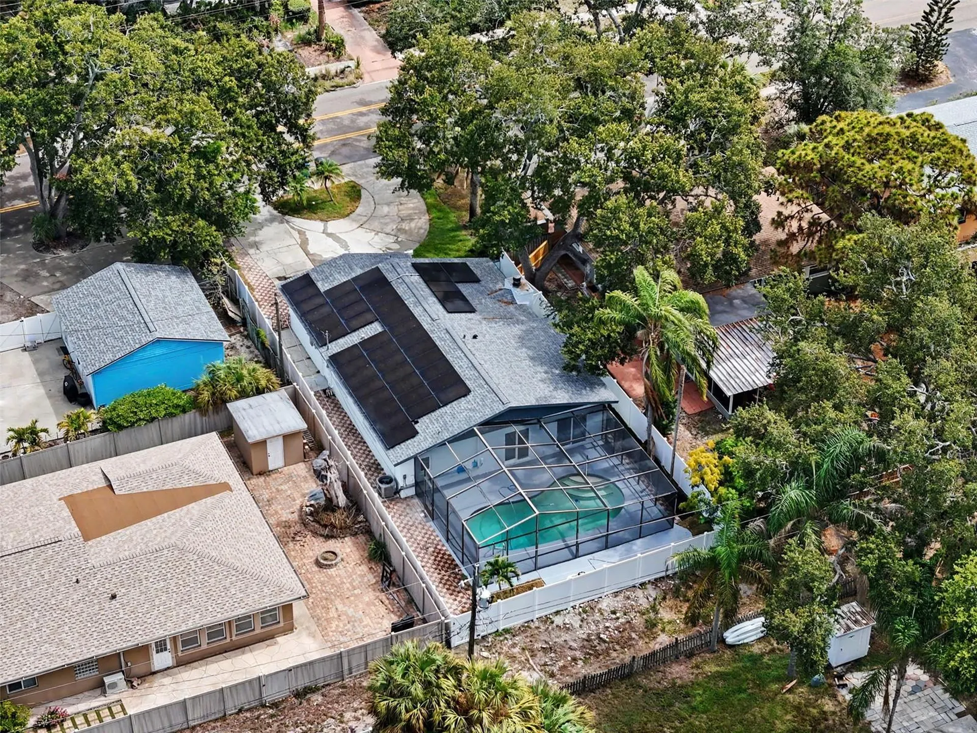 8170 22nd Avenue N St Petersburg FL 33710