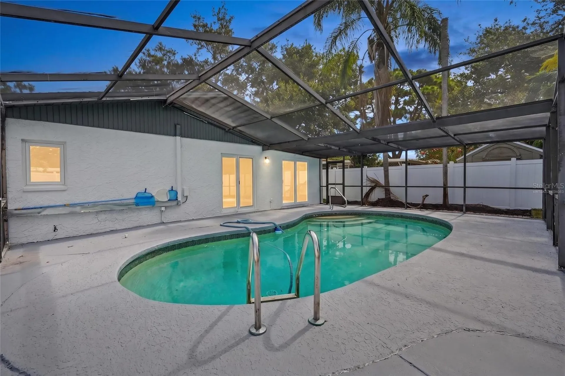8170 22nd Avenue N St Petersburg FL 33710