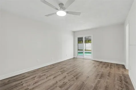 8170 22nd Avenue N St Petersburg FL 33710