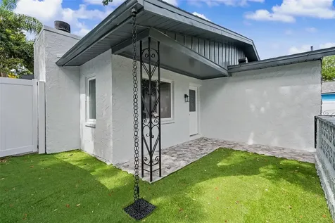 8170 22nd Avenue N St Petersburg FL 33710