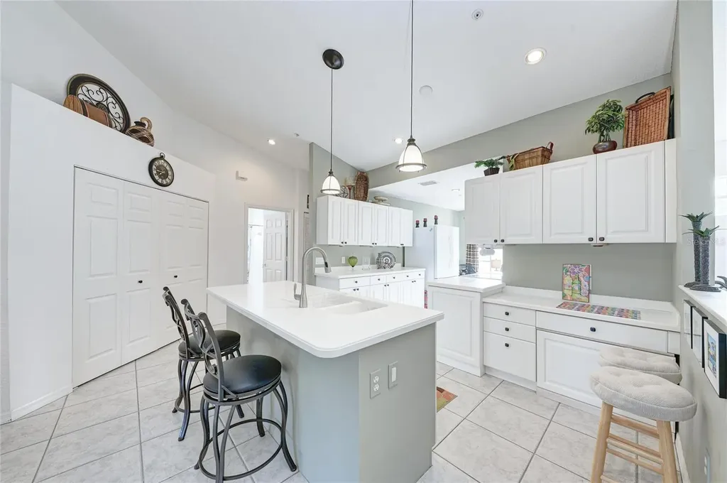 6821 Fairview Terrace Bradenton FL 34203