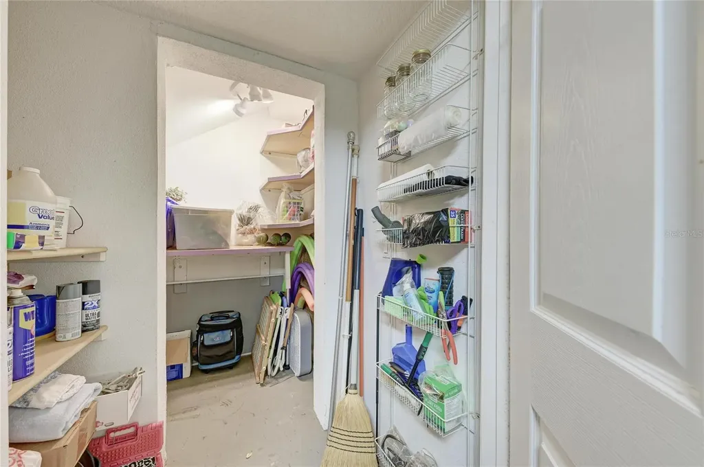 6821 Fairview Terrace Bradenton FL 34203