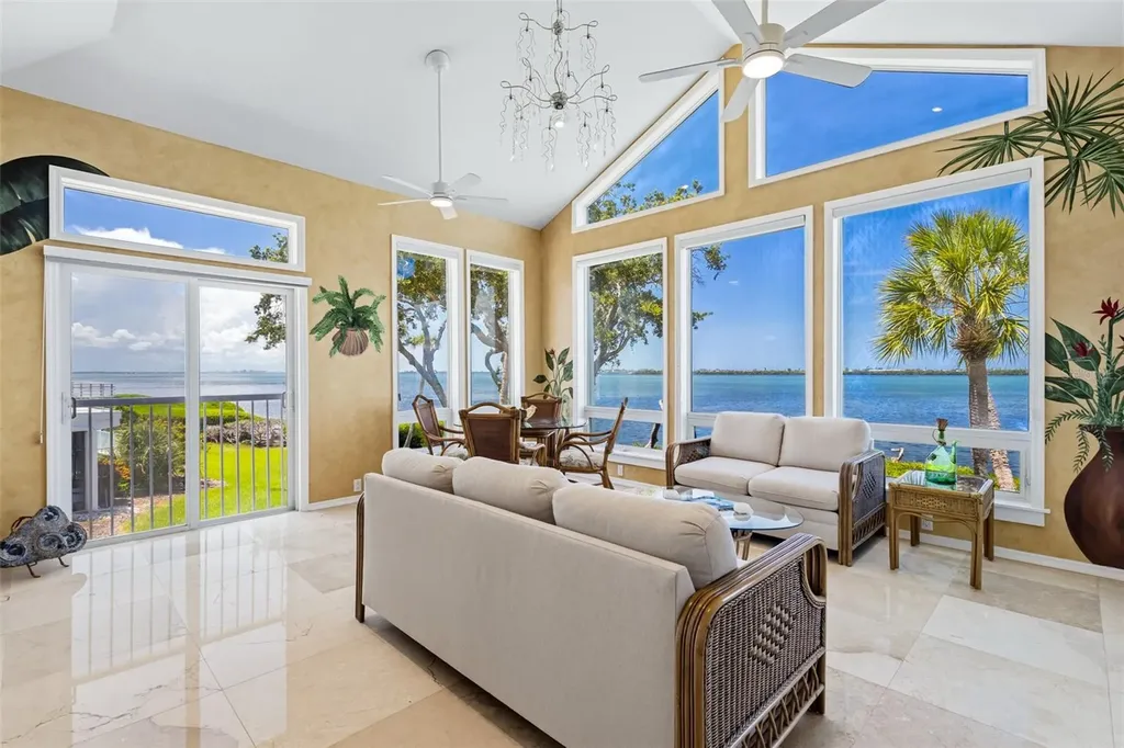 56 Tidy Island Boulevard Bradenton FL 34210