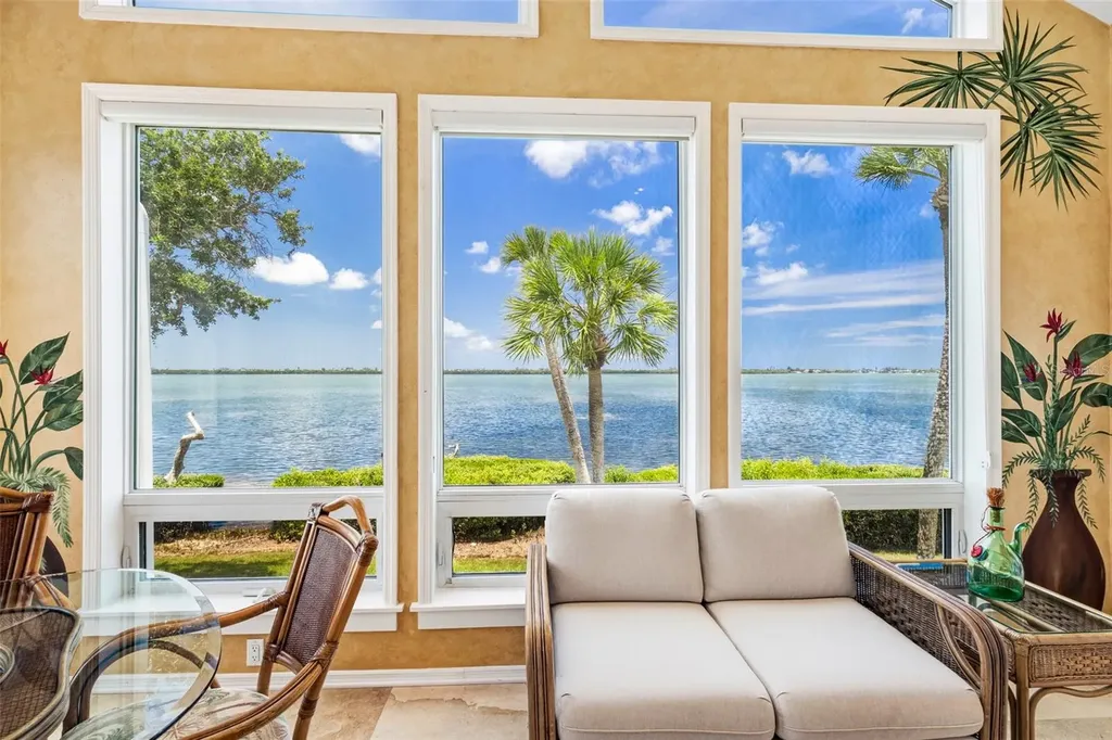 56 Tidy Island Boulevard Bradenton FL 34210