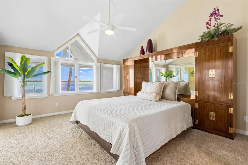 56 Tidy Island Boulevard Bradenton FL 34210