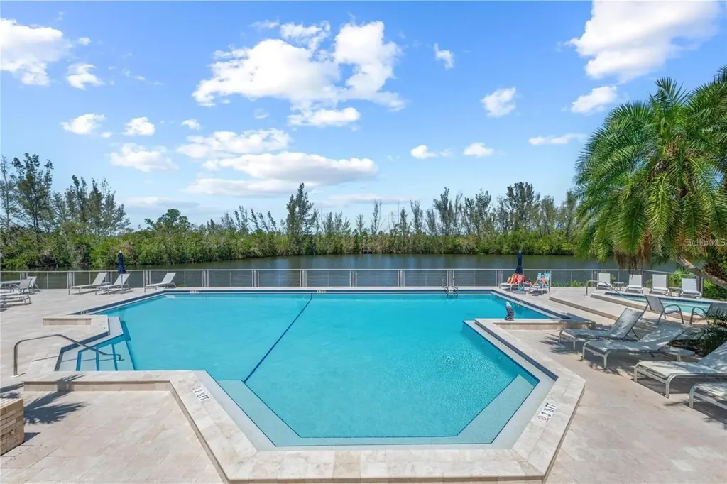 56 Tidy Island Boulevard Bradenton FL 34210