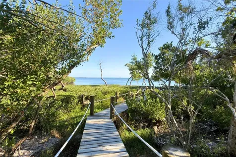 56 Tidy Island Boulevard Bradenton FL 34210