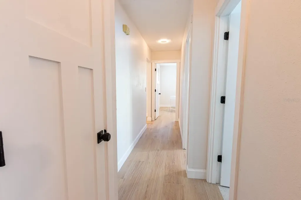 1115 Southern Pine Lane Sarasota FL 34243