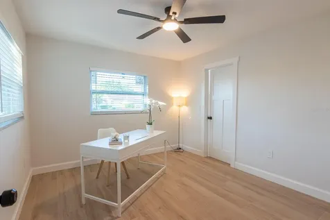 1115 Southern Pine Lane Sarasota FL 34243