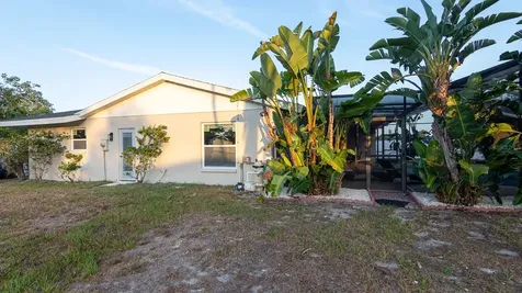1115 Southern Pine Lane Sarasota FL 34243