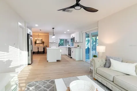 1115 Southern Pine Lane Sarasota FL 34243