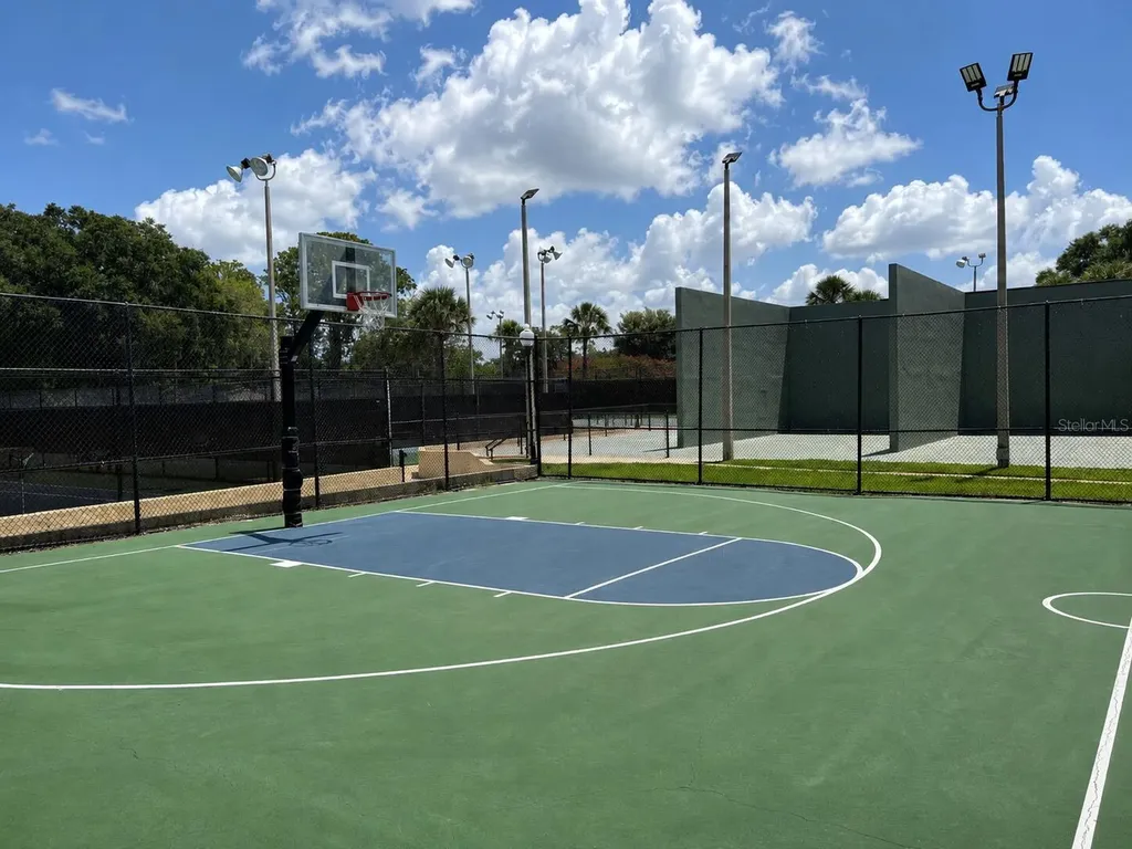 6350 Oak Meadow Bend Orlando FL 32819