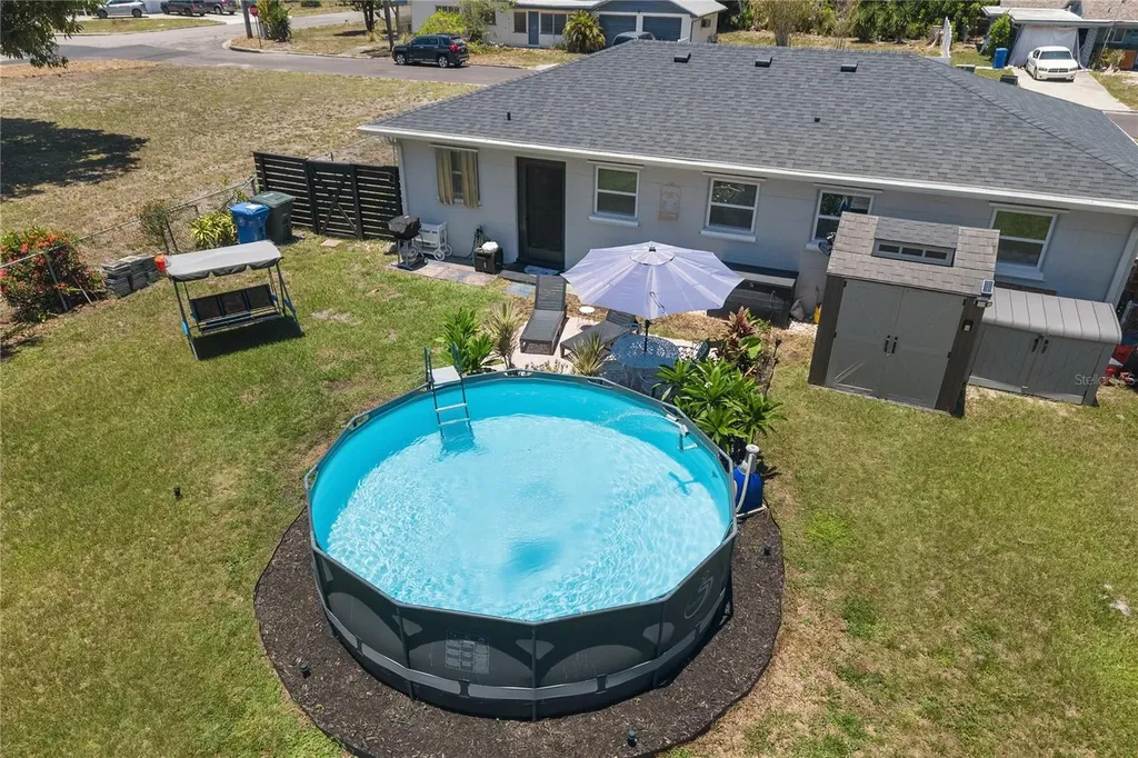 1611 27th Street W Bradenton FL 34205