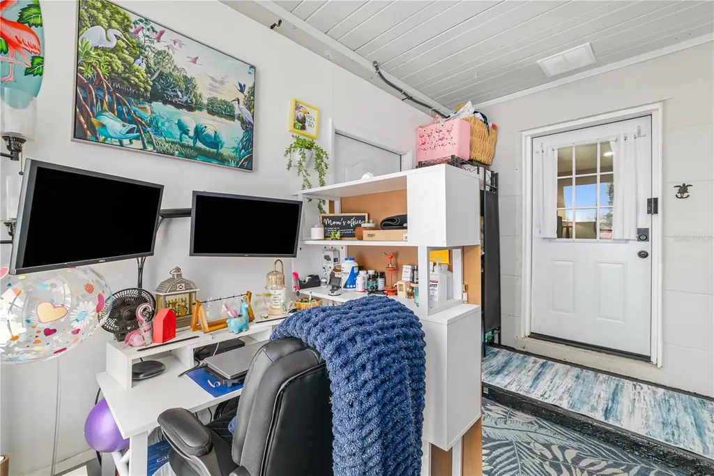 1611 27th Street W Bradenton FL 34205