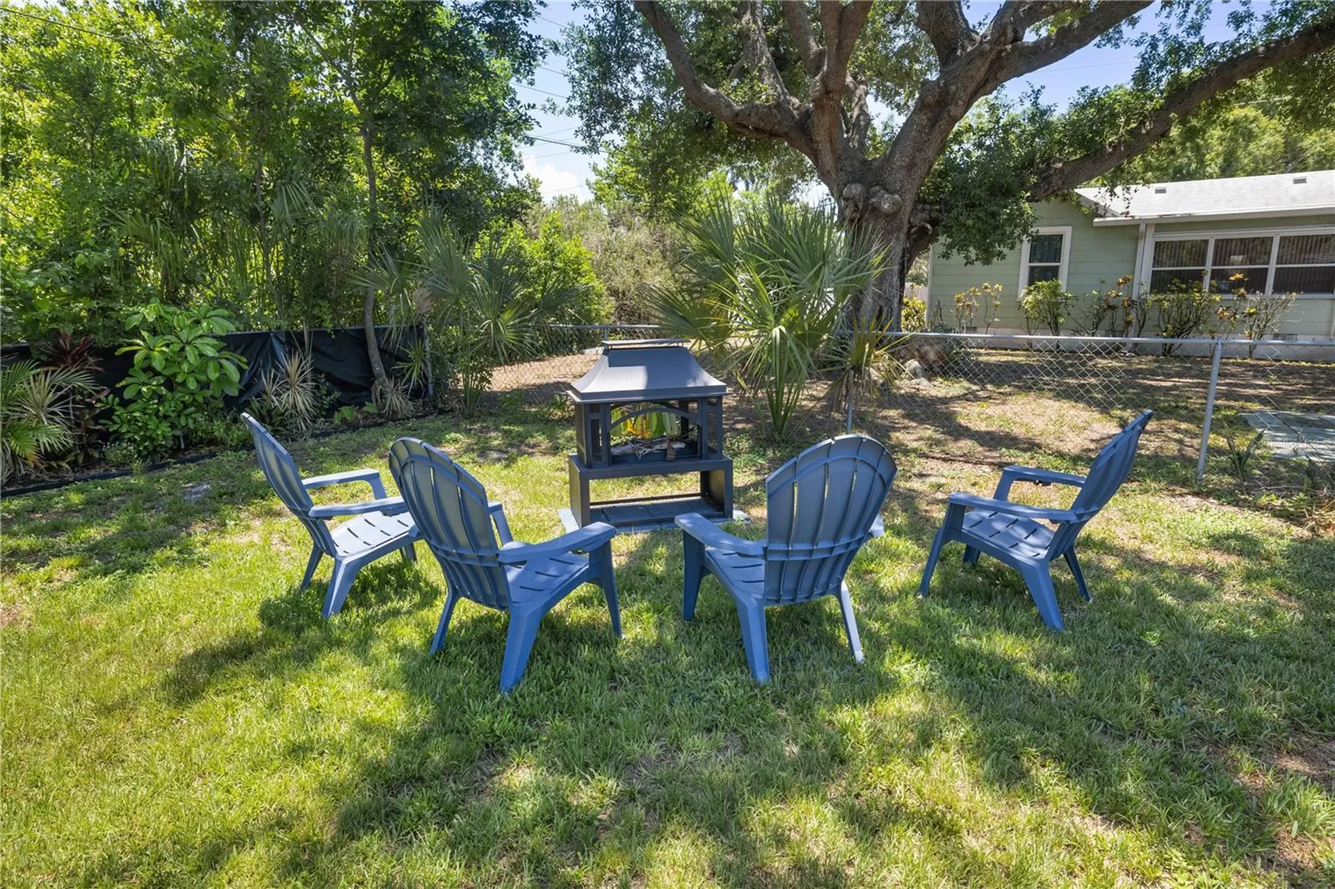 1611 27th Street W Bradenton FL 34205