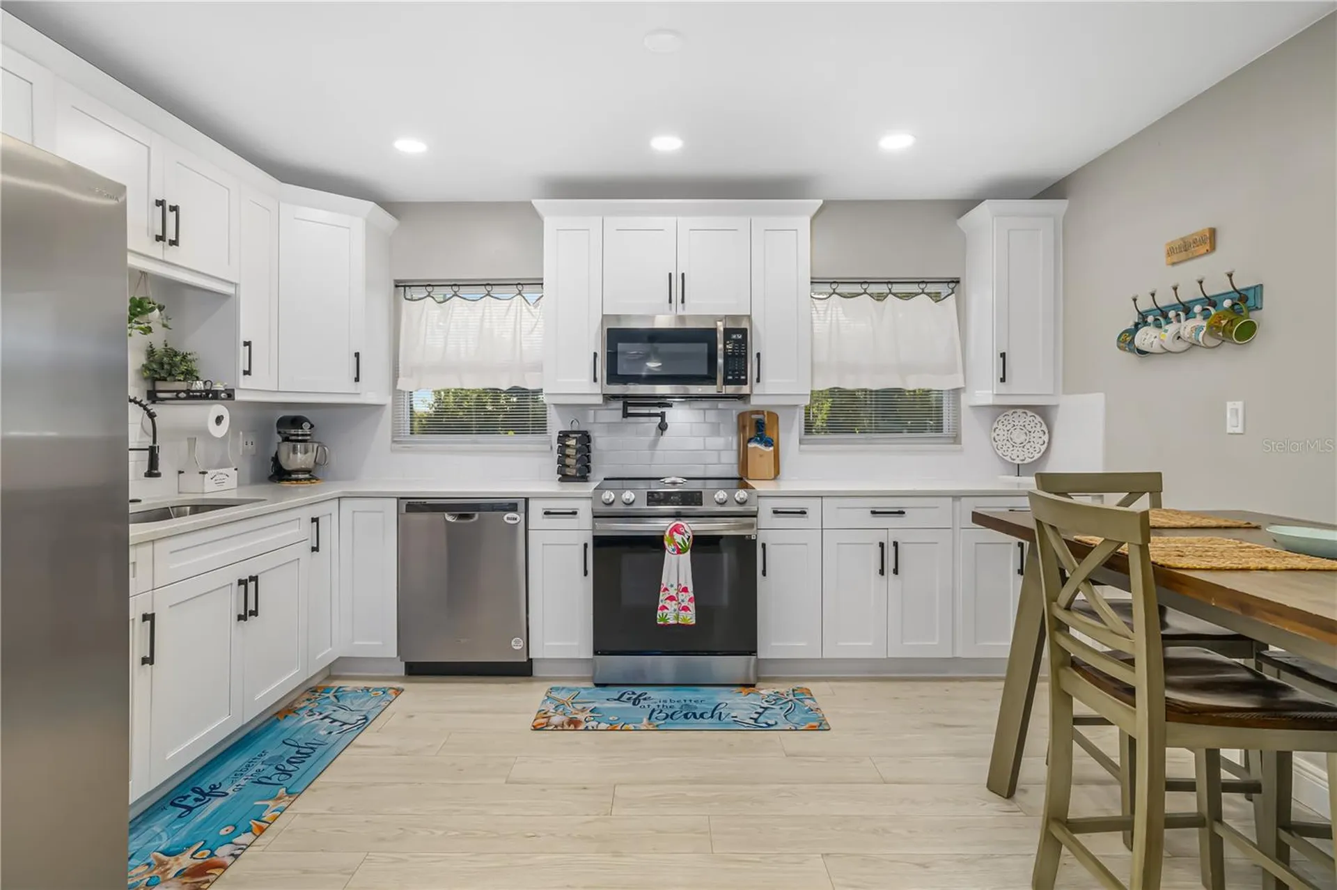 1611 27th Street W Bradenton FL 34205