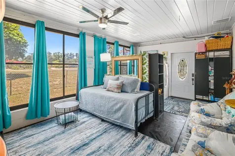 1611 27th Street W Bradenton FL 34205