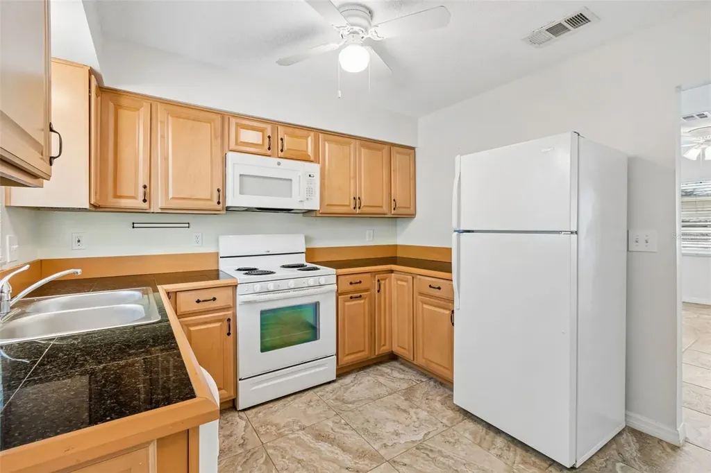 6219 2nd Avenue S St Petersburg FL 33707