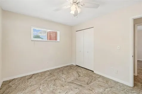 6219 2nd Avenue S St Petersburg FL 33707