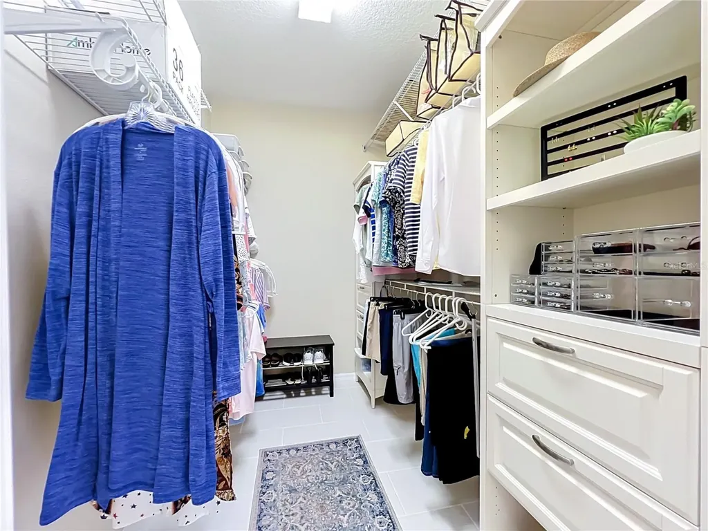 527 Azalea Bloom Drive Apopka FL 32712