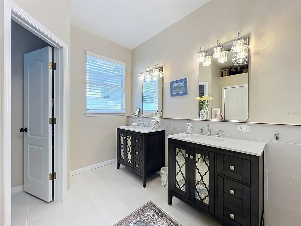 527 Azalea Bloom Drive Apopka FL 32712