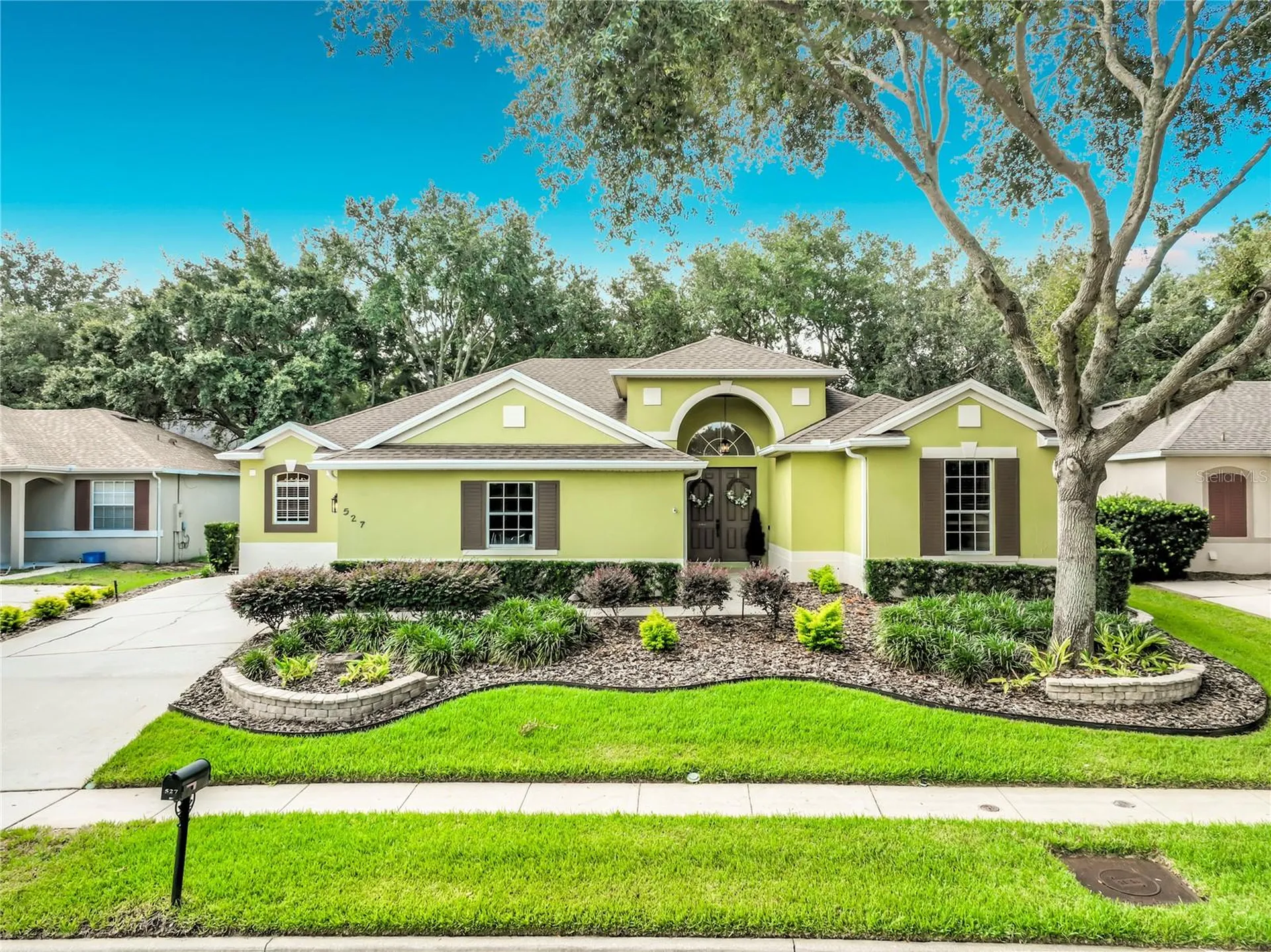 527 Azalea Bloom Drive Apopka FL 32712