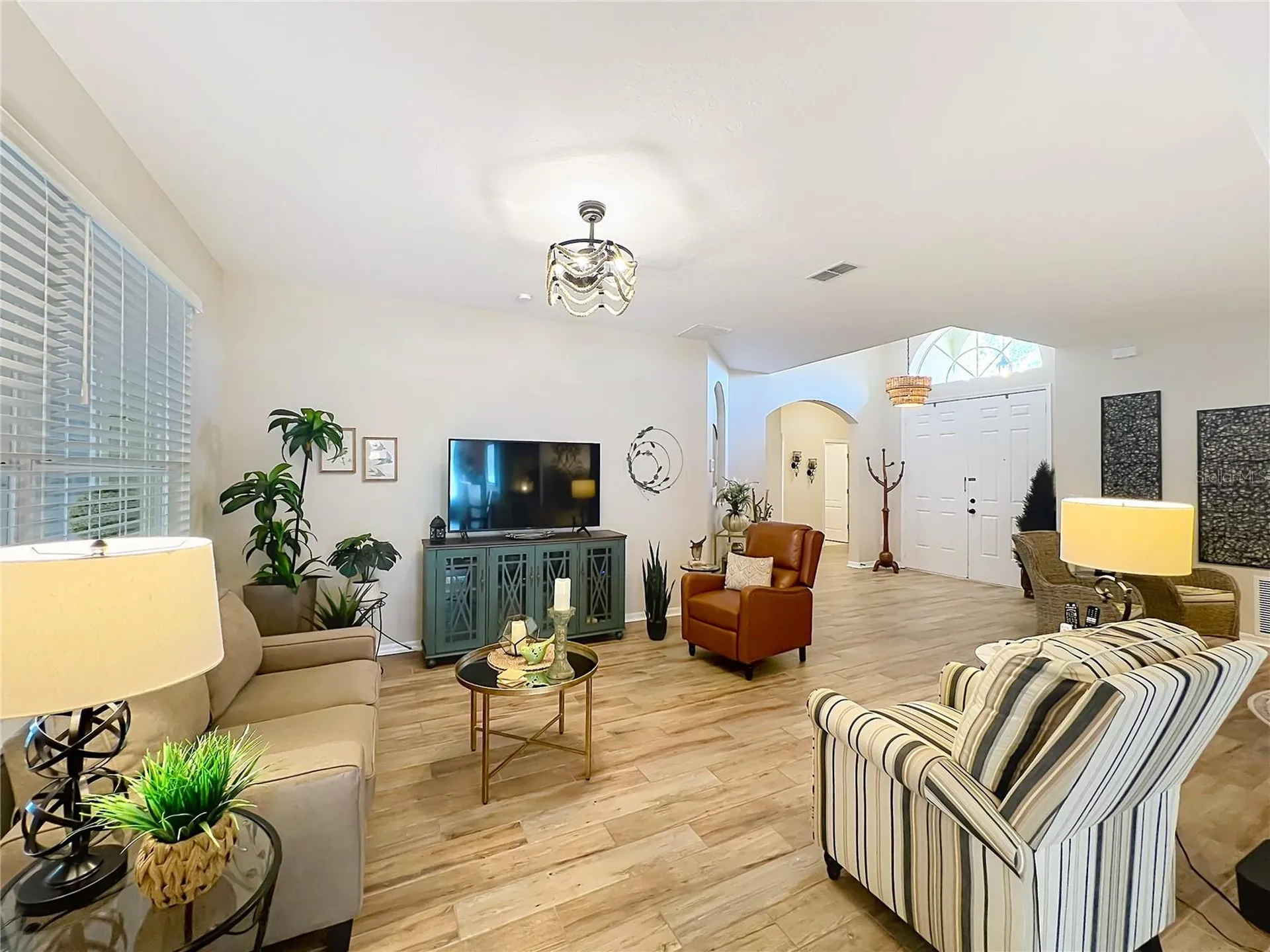527 Azalea Bloom Drive Apopka FL 32712