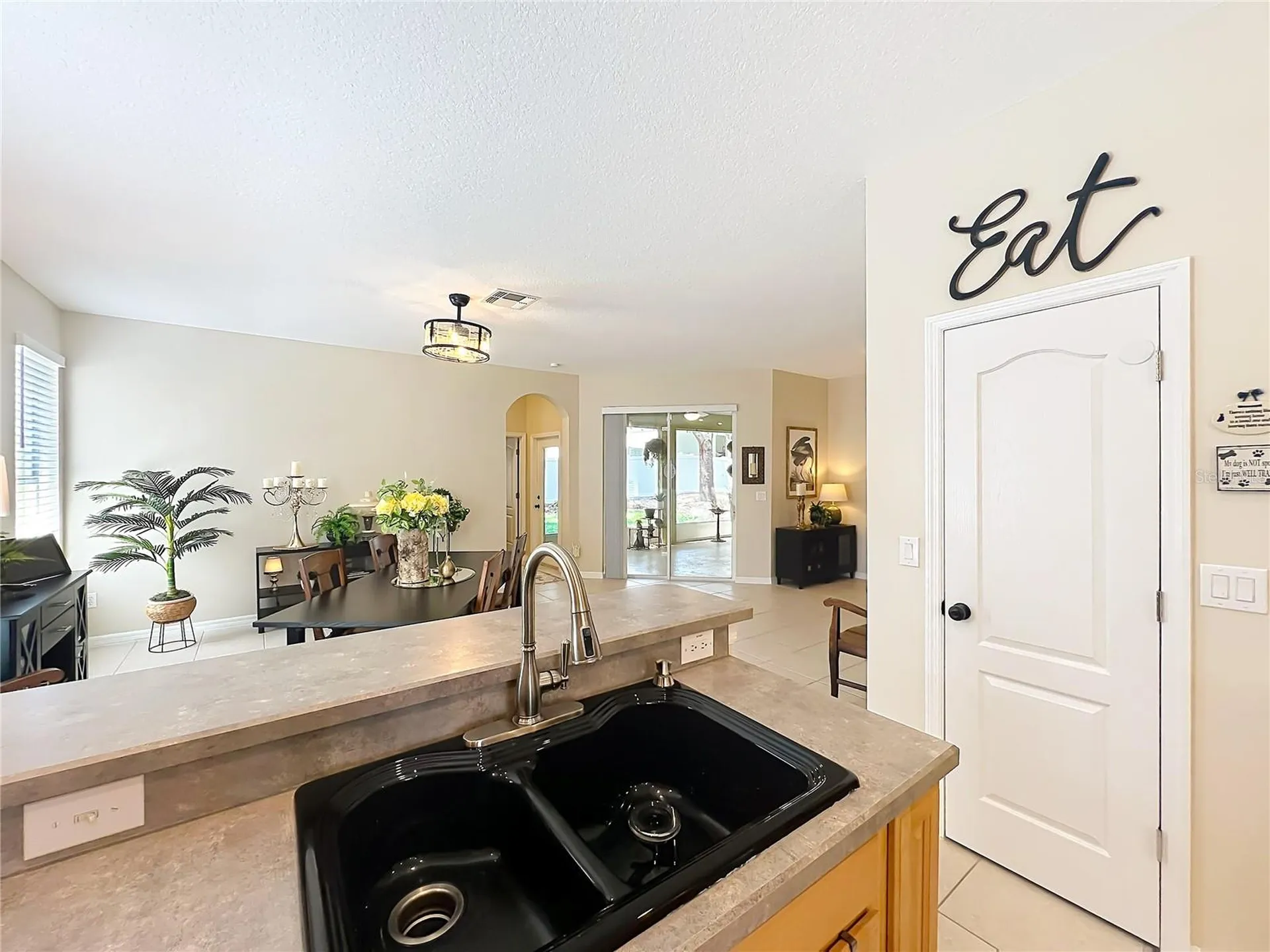 527 Azalea Bloom Drive Apopka FL 32712