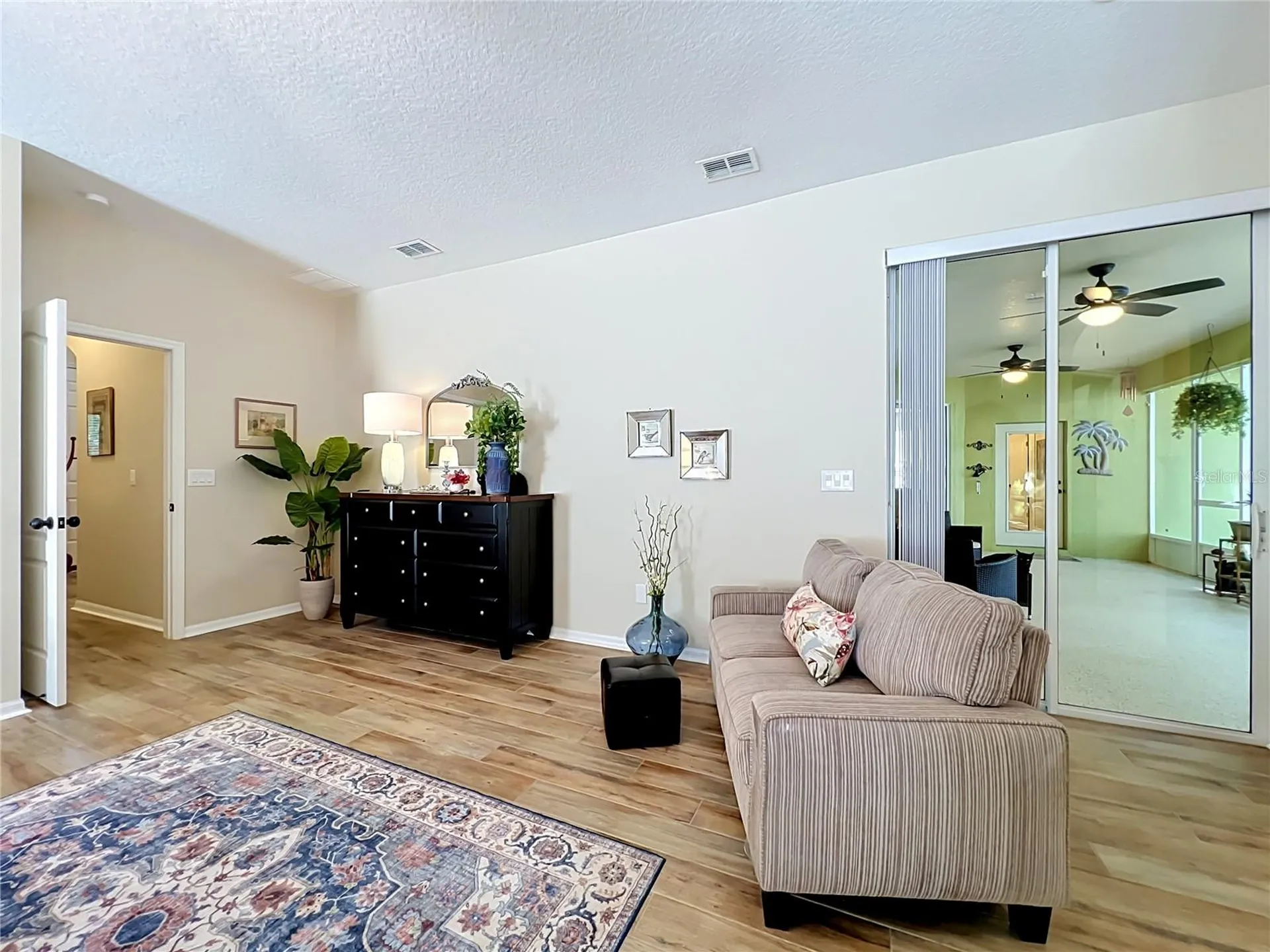 527 Azalea Bloom Drive Apopka FL 32712