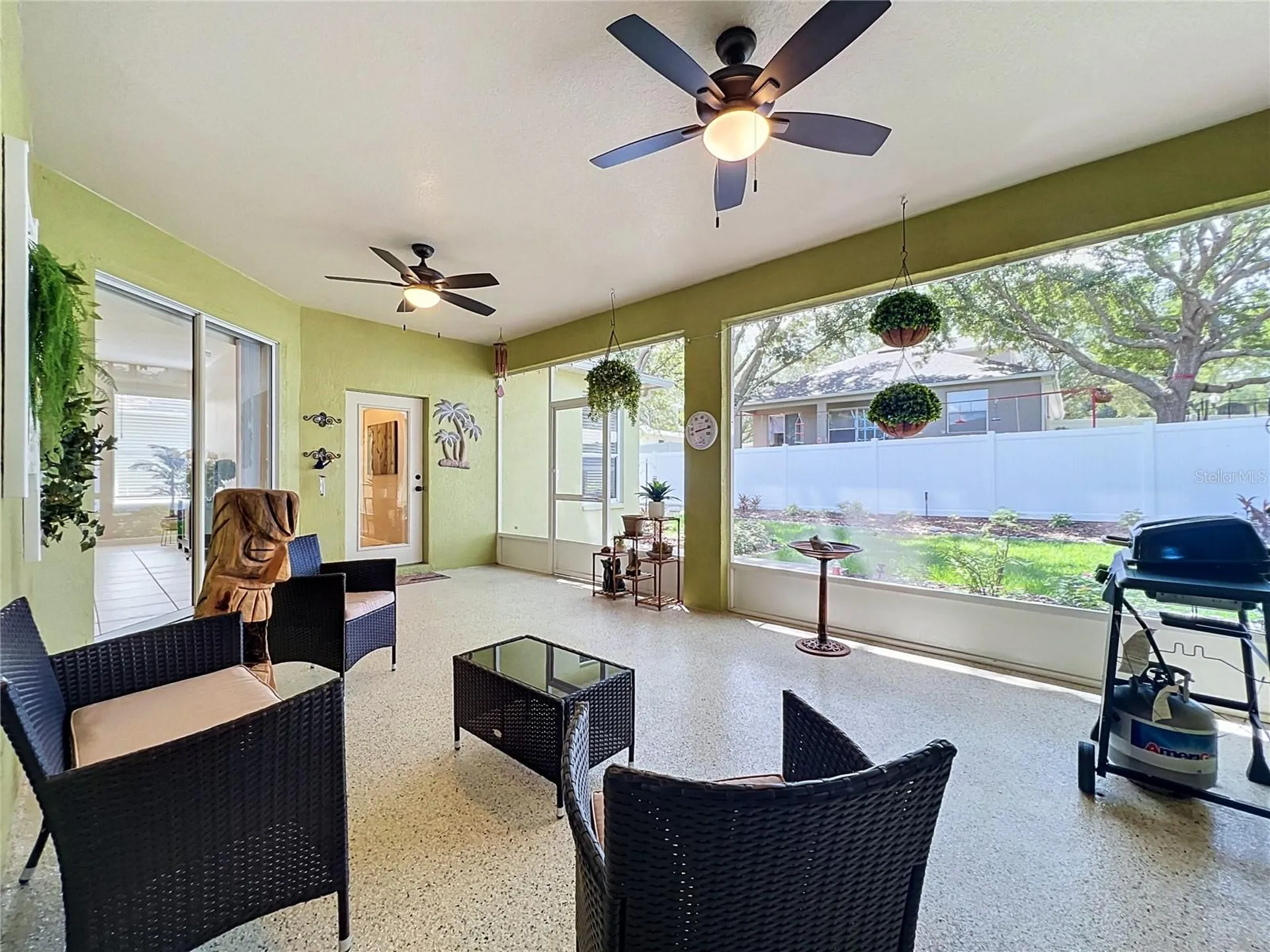 527 Azalea Bloom Drive Apopka FL 32712