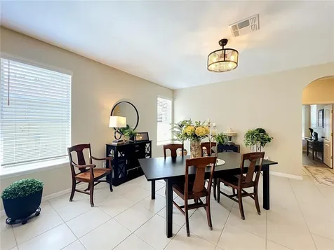 527 Azalea Bloom Drive Apopka FL 32712