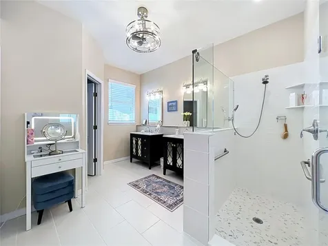 527 Azalea Bloom Drive Apopka FL 32712