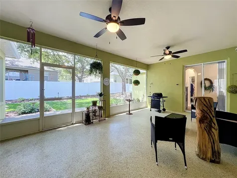 527 Azalea Bloom Drive Apopka FL 32712