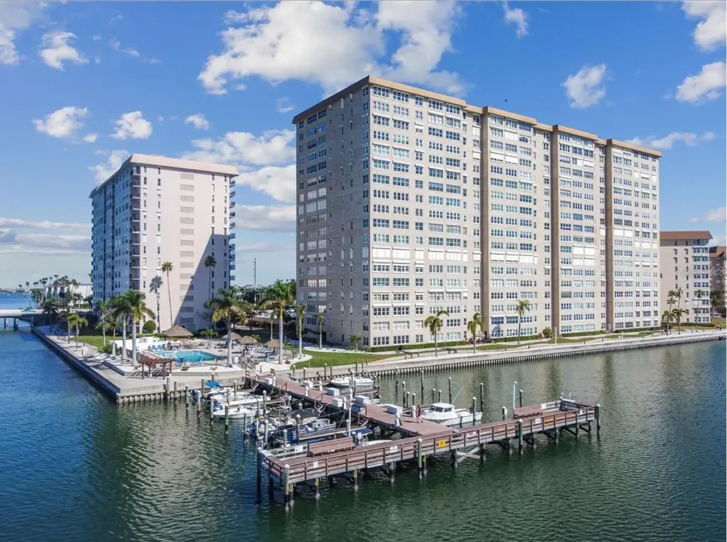 4900 Brittany Drive S St Petersburg FL 33715