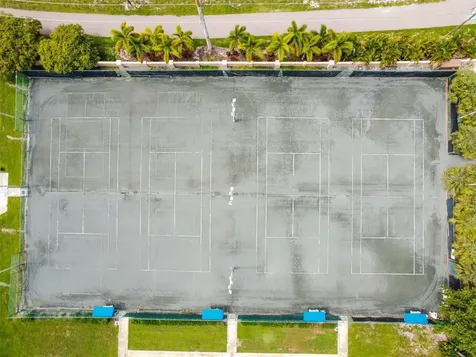 4900 Brittany Drive S St Petersburg FL 33715