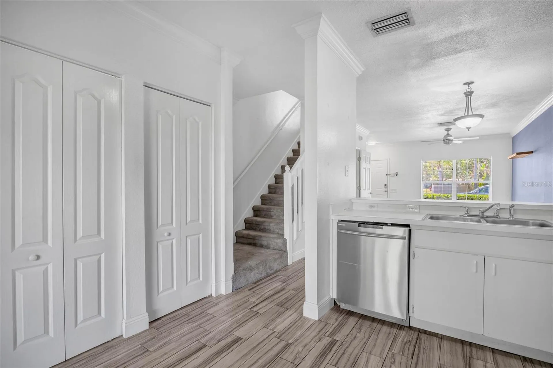 6127 Bayside Key Drive Tampa FL 33615