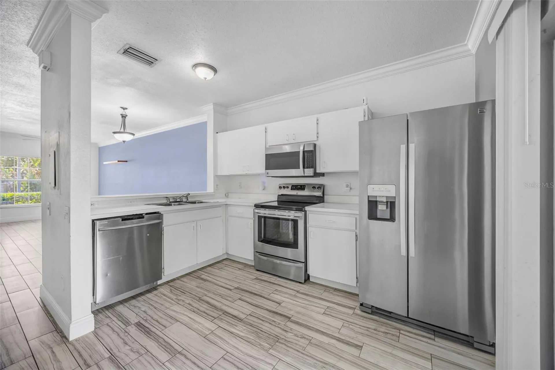 6127 Bayside Key Drive Tampa FL 33615