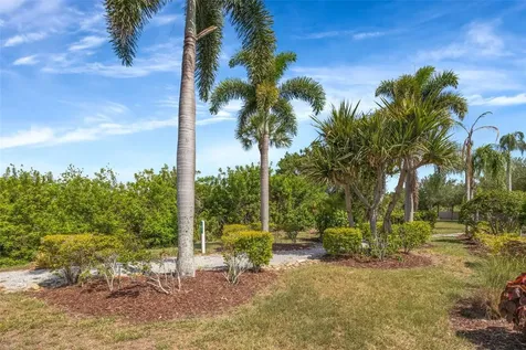 6127 Bayside Key Drive Tampa FL 33615