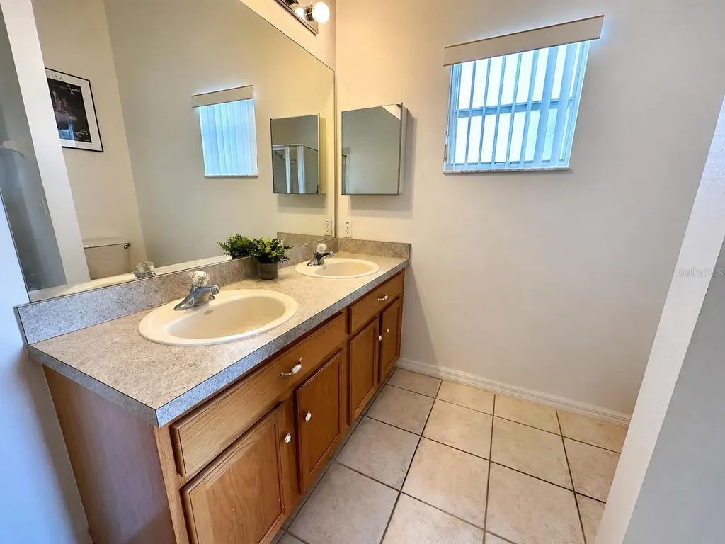 721 Rollins Drive Davenport FL 33837