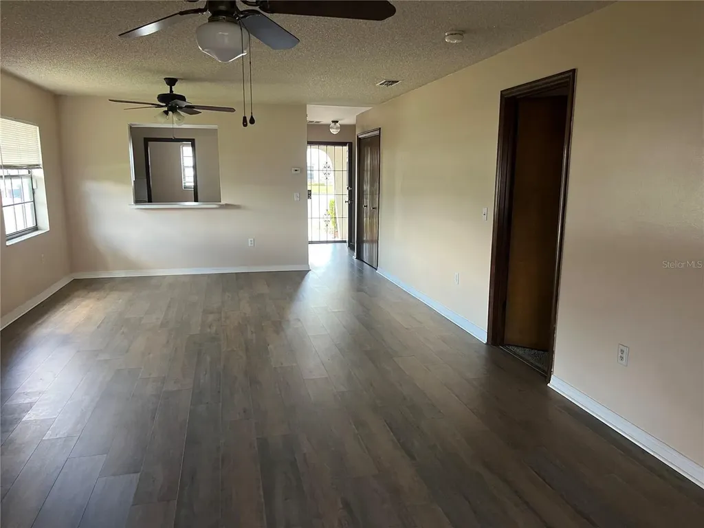 937 Michigan Avenue St Cloud FL 34769