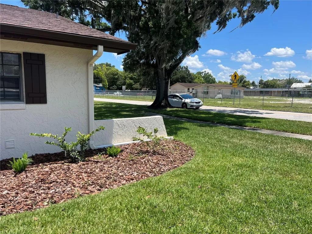 937 Michigan Avenue St Cloud FL 34769